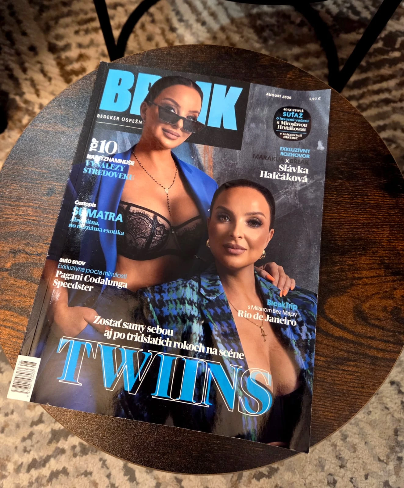 TWiiNS v bielizni z Topprádielka